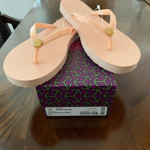 Tory Burch perfect blush thin flip flop size 8 new in box